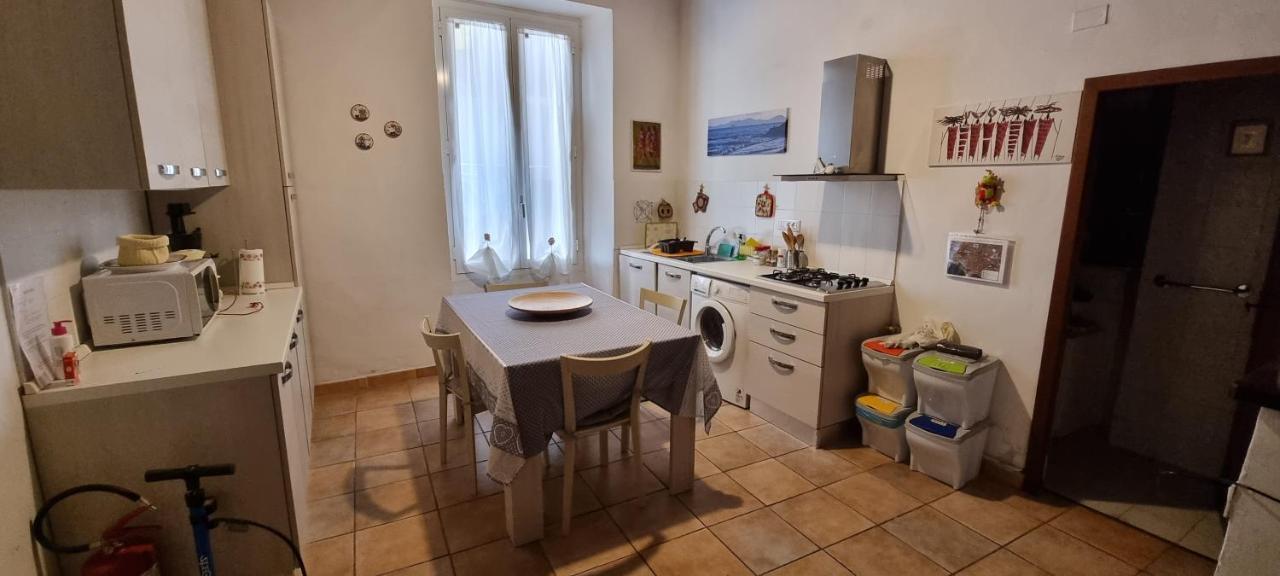 Onda Blu - Bilocale Con Aria Condizionata A Due Passi Dal Castello E Dal Torrione E Rivellino Apartment Piombino Bagian luar foto